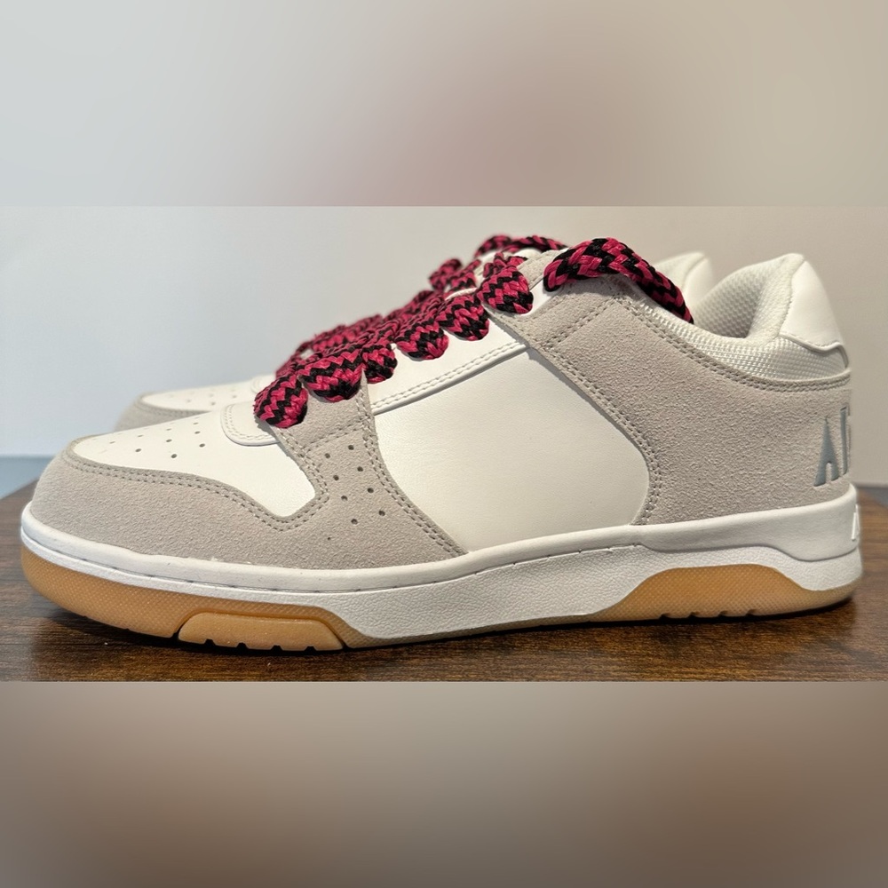 Airwalk Women’s Nova  White/Gray Gum Sneakers NWT Various Sizes